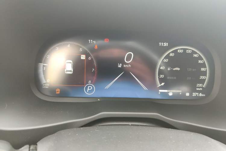 Used Toyota RAV4 2023 2.0L CVT Two-Wheel Drive 20th Anniversary Platinum Edition