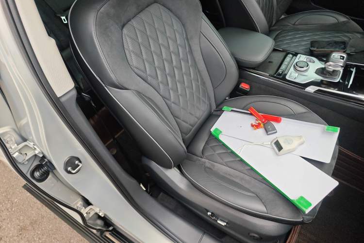 Used Hongqi HS5 2019 2.0T Smart Connect Flagship Edition Right Front Seat