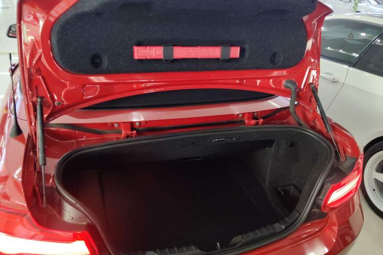 Used BMW 2 Series 2018 220i Convertible Coupe Sports Design Package