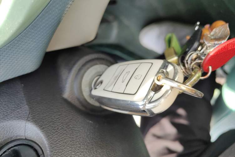 Used CHANGAN Benni E-Star 2021 National Edition Colorful Version Lithium Iron Phosphate (31.86 kWh)
