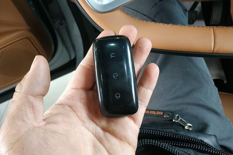 Used Geely Galaxy L7 2025 EM-i 115km Exploration+ Edition Vehicle Key