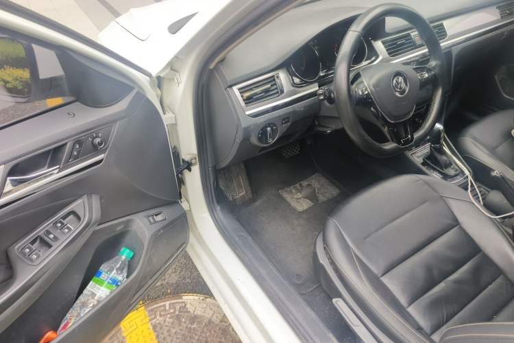 Used Volkswagen Bora 2018 1.5L Automatic Comfort Model Driver Seat