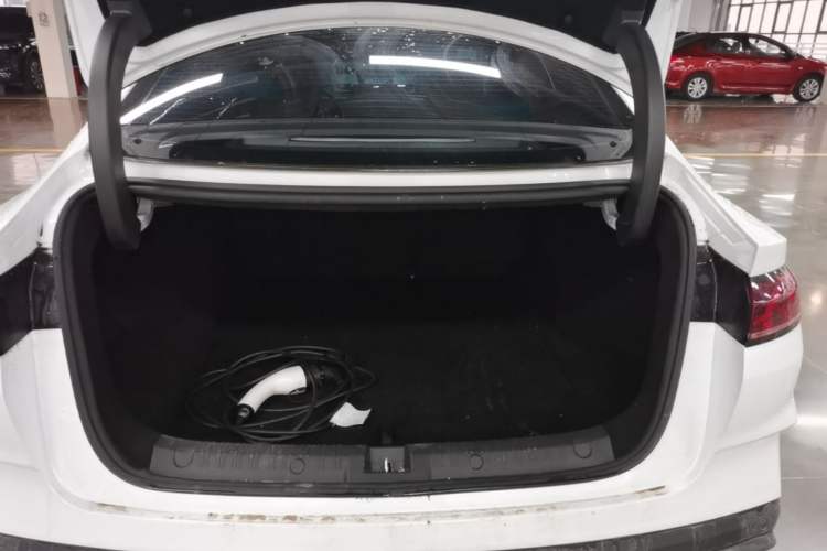 Used BYD Qin L 2024 DM-i 80KM Leading Model
