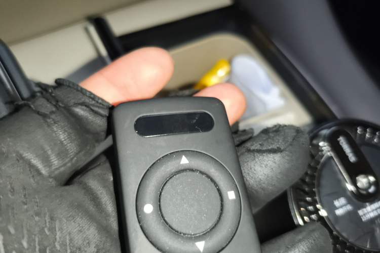 Used Toyota Alphard 2024 Dual-Engine 2.5L Deluxe Edition