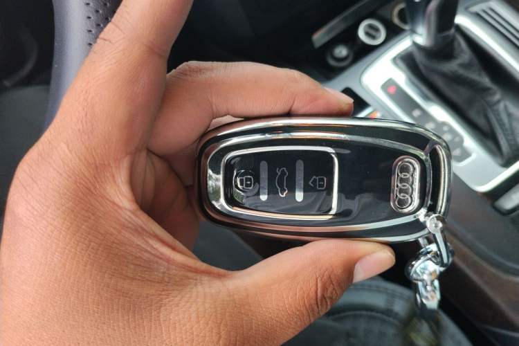 Used Audi Q5 2017 Plus 40 TFSI Technology Model