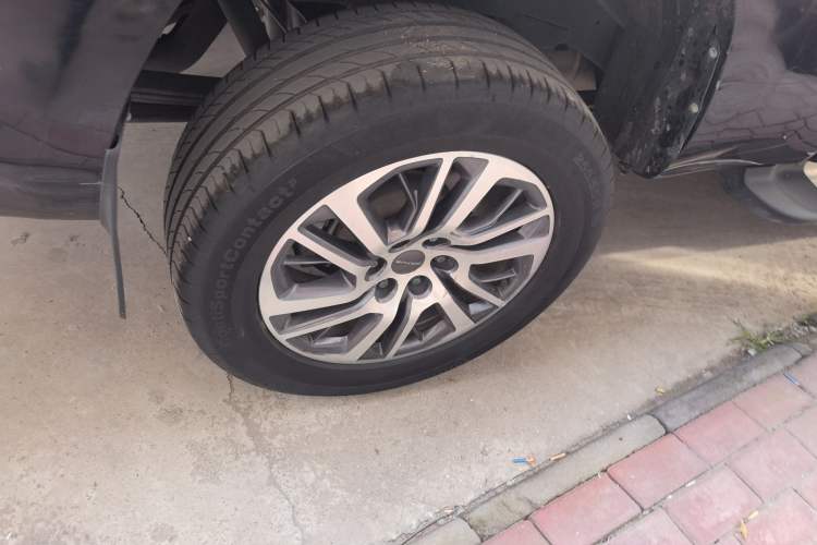 Used SAIC MAXUS T70 2020 2.0T Diesel Manual Two-Wheel Drive Australian Version with Long Bed and High Ground Clearance