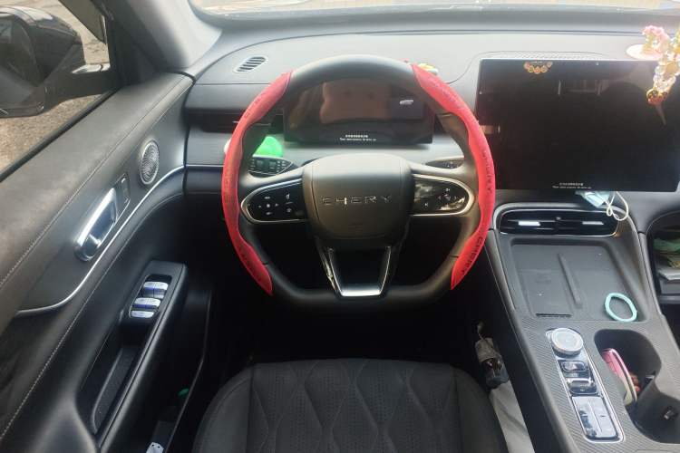 Used Chery Tiggo 8 PLUS 2025 290TGDI DCT Luxury 5-Seater