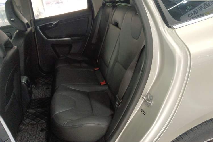 Used Volvo XC60 2017 T5 AWD Smart Upgrade Model