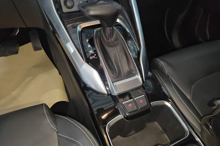 Used SAIC MAXUS G50 2022 1.5T Automatic Comfort Touring B