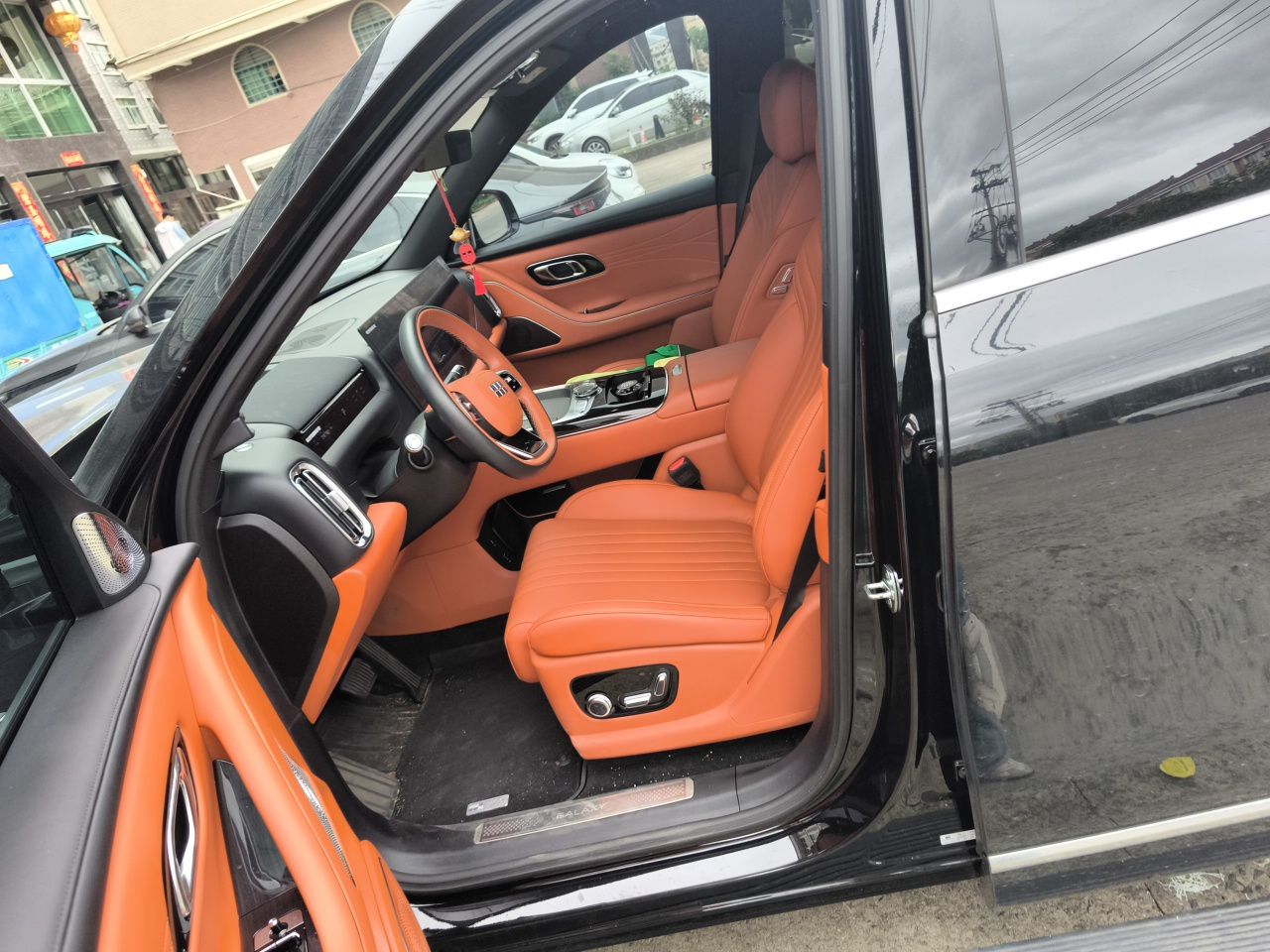 Geely Galaxy M9 2025 Model 230km Two-Wheel-Drive Exploration Edition — снимка 15
