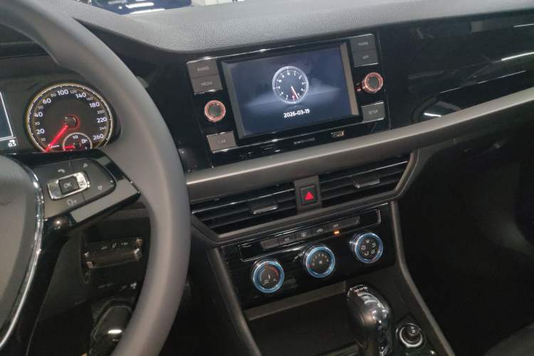 Used Volkswagen Lavida 2018 280TSI DSG Comfort Edition China V Standard Audio And AC Panel