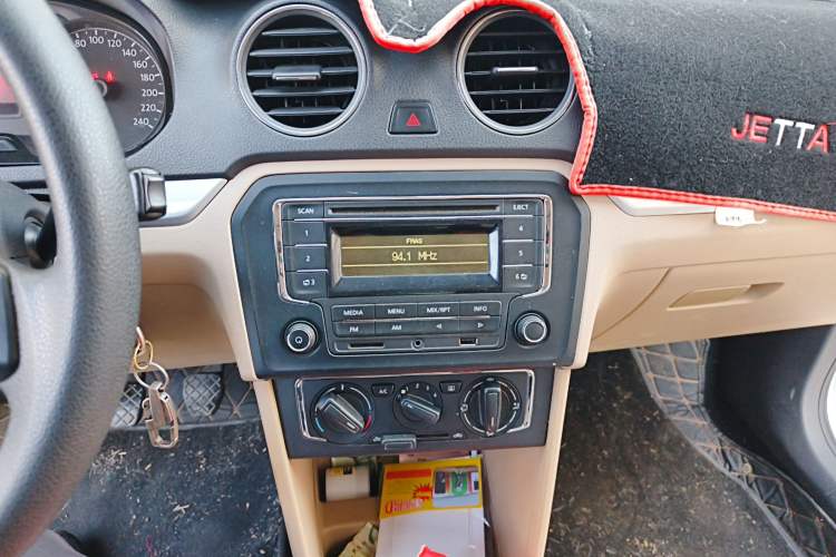 Used Volkswagen Jetta 2013 1.6L Manual Comfort Model