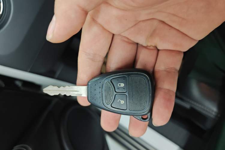 Used Jeep Compass 2014 2.0L two-wheel drive luxury version