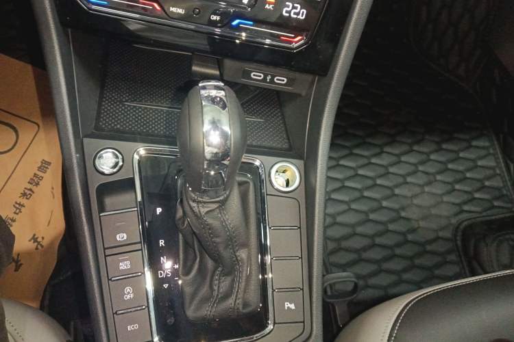 Used Volkswagen Bora 2023 300TSI DSG Prestige Edition