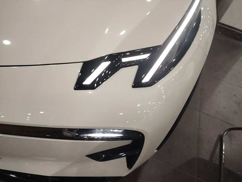 Used Zeekr X 2023 Four-Wheel Drive YOU Edition 4 Seats — 23