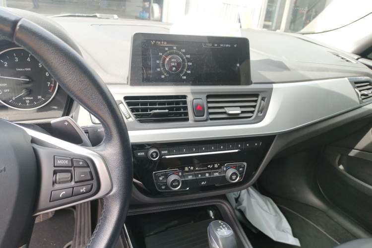 Used BMW 1 Series 2017 120i Design Package Model Audio And AC Panel