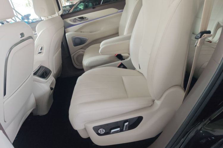 Used Wey Lanshan 2025 Four-Wheel Drive Max
