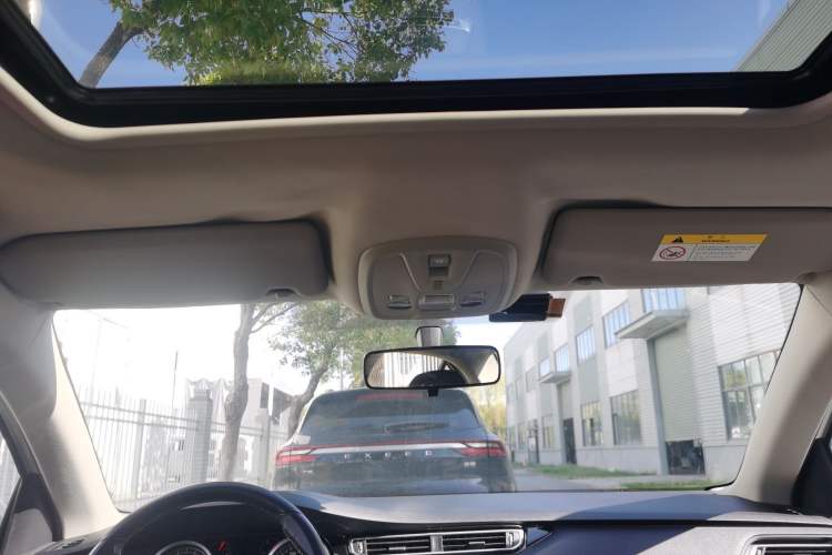 Used Peugeot 408 2015 1.2T Automatic Glory Edition
