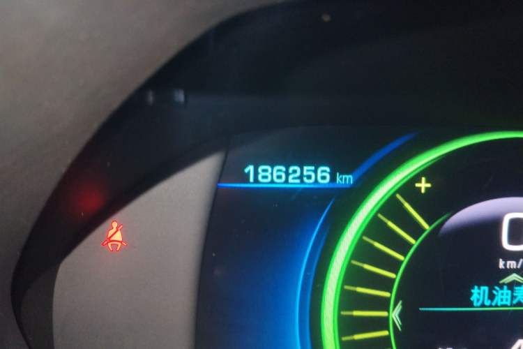 Used Buick VELITE 5 2017 Urban Extended-Range Model Odometer Close Up