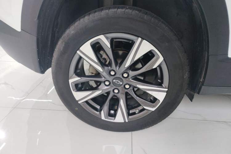 Used Chevrolet Trax 2022 Encore RS 1.5T CVT Cool Right Rear Wheel Hub