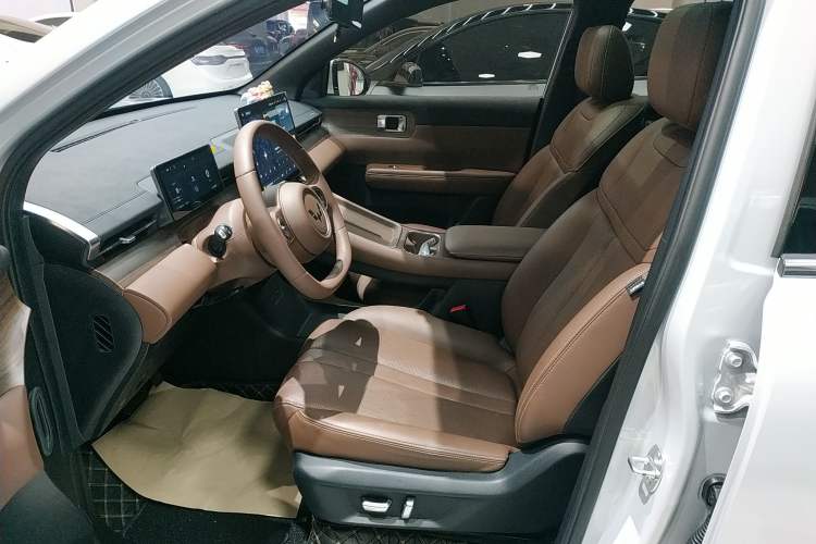 Used Wuling Xingguang S 2024 510 km Flagship Version Left Front Seat