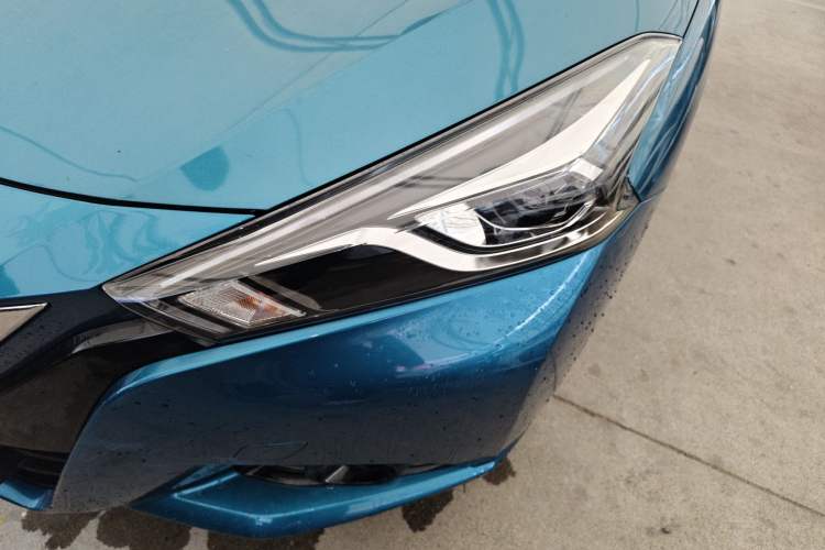 Used Nissan Lannia 2016 1.6L CVT Cool Edition Left Front Headlight