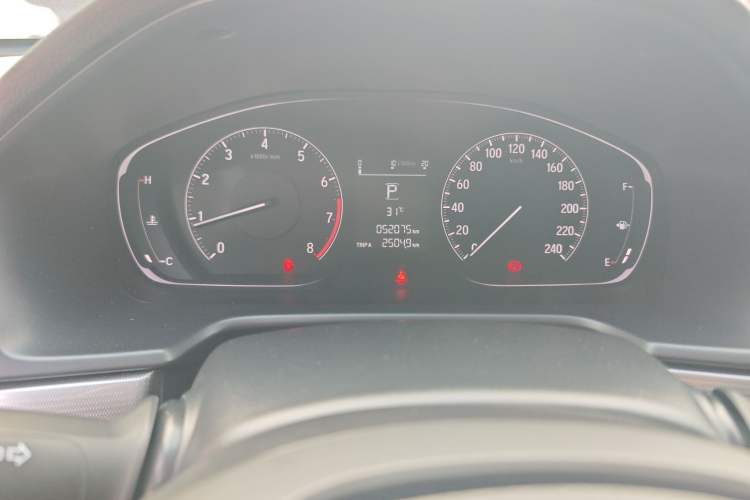 Used Honda Accord 2018 260TURBO Elite Edition China VI Odometer Close Up