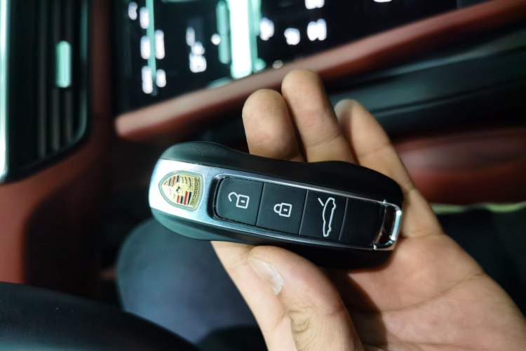 Used Porsche Cayenne E-Hybrid 2021 Cayenne E-Hybrid 2.0T