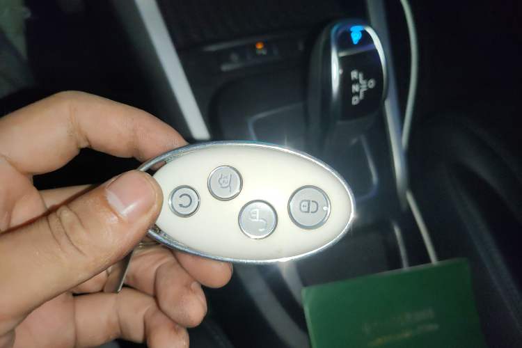 Used BYD Yuan New Energy 2018 EV360 Smart Connect Cool Edition Vehicle Key