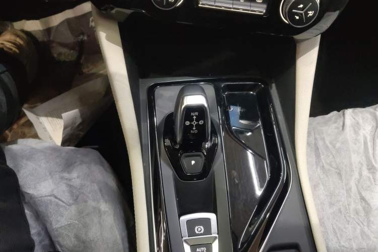 Used Lynk & Co 02 2020 1.5T DCT Two-Wheel Drive Zhaobao Version
