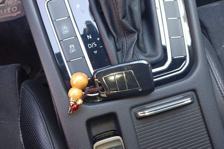 Used Volkswagen Magotan 2017 330TSI DSG Luxury Model Vehicle Key