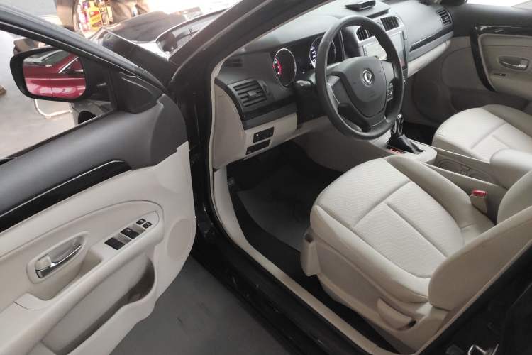 Used Dongfeng Aeolus A60 2016 1.6L Automatic Luxury Model