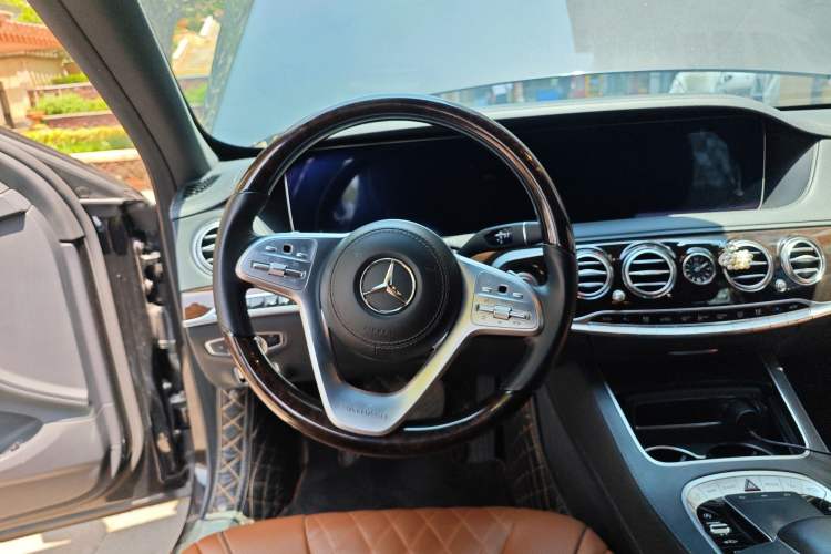 Used Mercedes-Benz Maybach S-Class 2020 S 450 4MATIC Collector's Edition