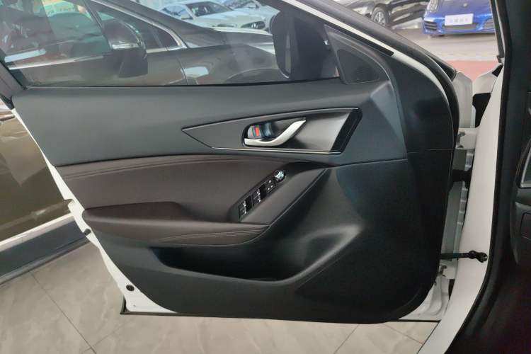 Used Mazda CX-4 2021 2.0L Automatic Two-Wheel Drive Blue Sky Luxury Edition