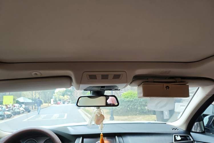 Used BMW 5 Series 2014 520Li Elegant Model