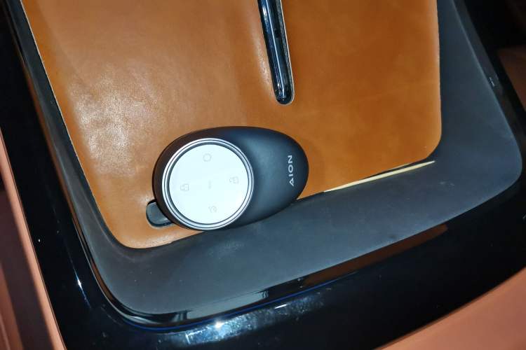 Used AION V 2024 Aion Tyrannosaurus 650 Smart Premium Edition Vehicle Key