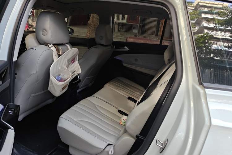 Used Volkswagen ID.6 X 2021 Pro Smart Long-Range Edition
