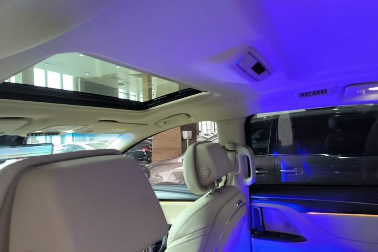 Used Buick GL8 2023 ES Lu Zun Deluxe Model