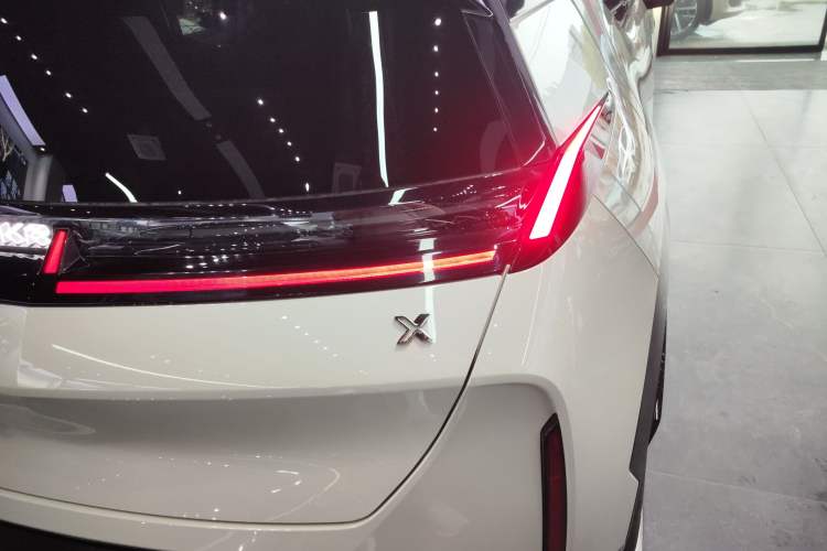 Used Zeekr X 2025 Four-Seater Rear-Drive Cube Version
