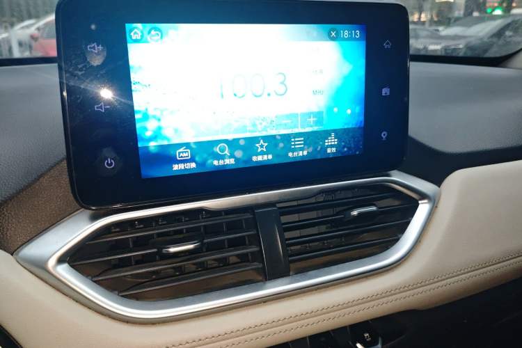 Used Baojun 530 2018 1.5T DCT Flagship Version China V Emission Standard