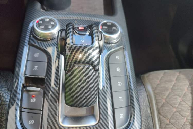 Used Tank 300 2021 Off-Road Edition 2.0T Conqueror Gear Lever