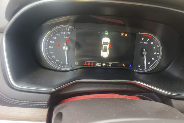 Used Roewe RX8 2018 30T Smart Connectivity Two-Wheel Drive Supreme Edition