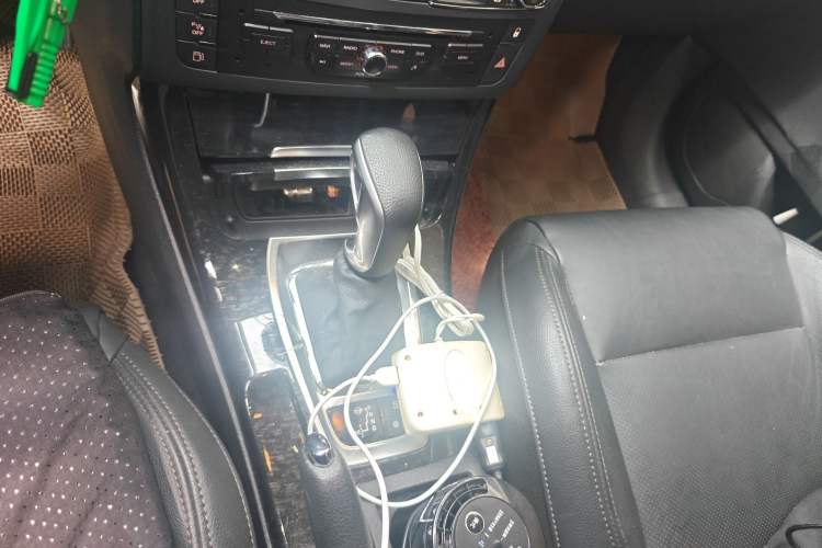 Used Citroen C5 2013 2.0L Automatic Luxury Model Gear Lever