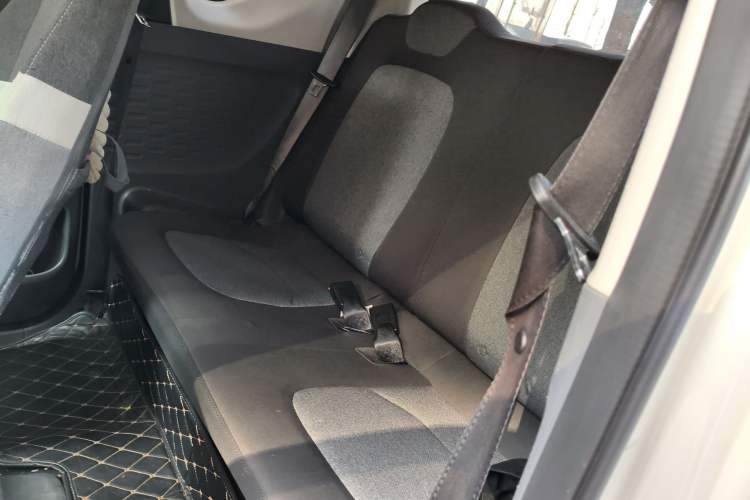 Used Wuling Hongguang MINIEV 2022 Macaron Premium Model – Lithium Iron Phosphate