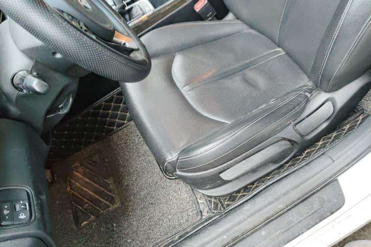 Used Kia K5 2016 2.0L Automatic GLS Left Front Seat