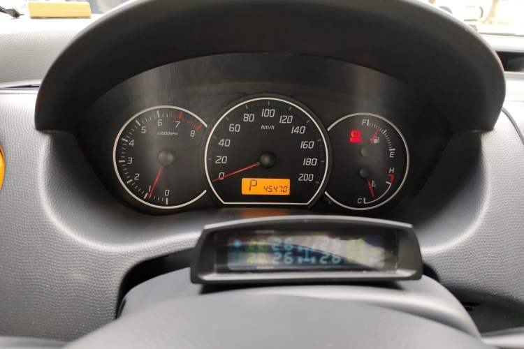 Used Suzuki Swift 2016 1.5L Automatic Fashionable Coolplay Edition
