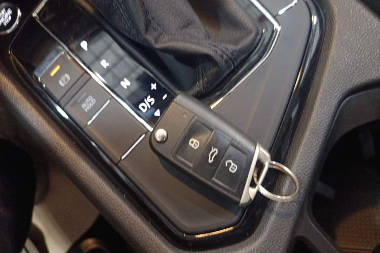 Used Volkswagen Tharu 2019 280TSI Two-Wheel Drive Comfort Edition China V Standard Vehicle Key