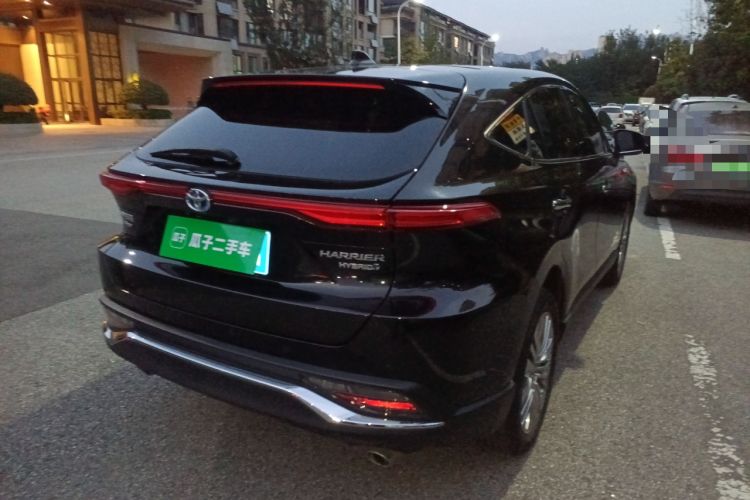 Used Toyota Harrier 2022 Dual-Engine 2.5L CVT Four-Wheel Drive Luxury Edition