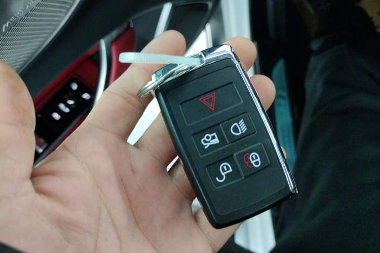 Used Jaguar XFL 2022 XFL 2.0T P250 Two-Wheel-Drive Elite Sport Edition
