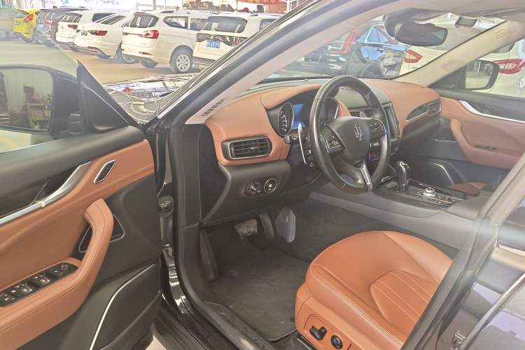 Used Maserati Levante 2016 3.0T Standard Edition Driver Seat